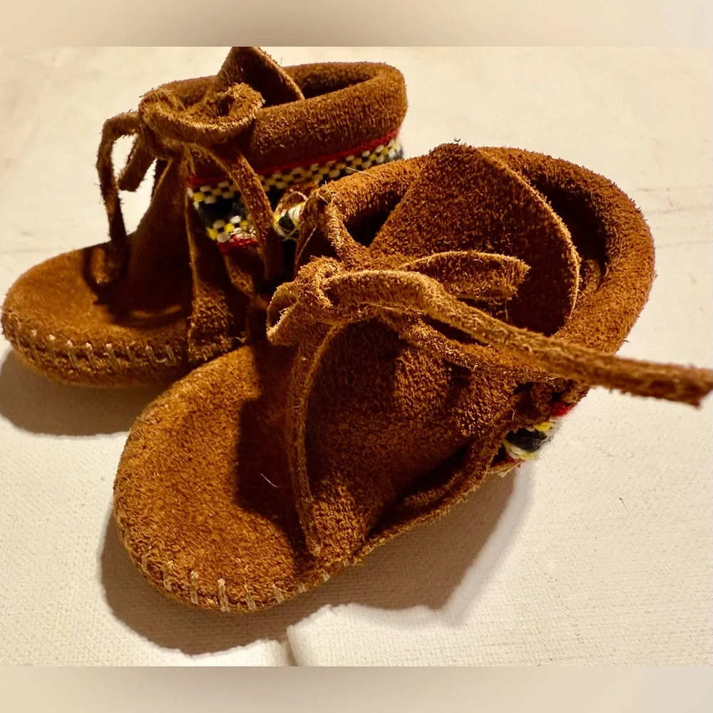 Minnetonka Brown Suede Kids Moccasins with Multicolor Woven Trim